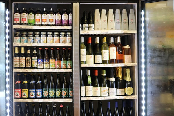 Hoku Foods Beer & Wine Selection